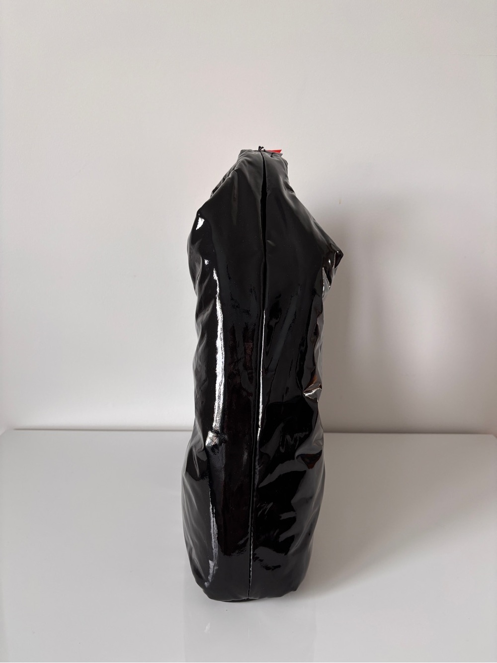 Holt Renfrew Black Glossy Hobo Bag - Picture 4 of 7